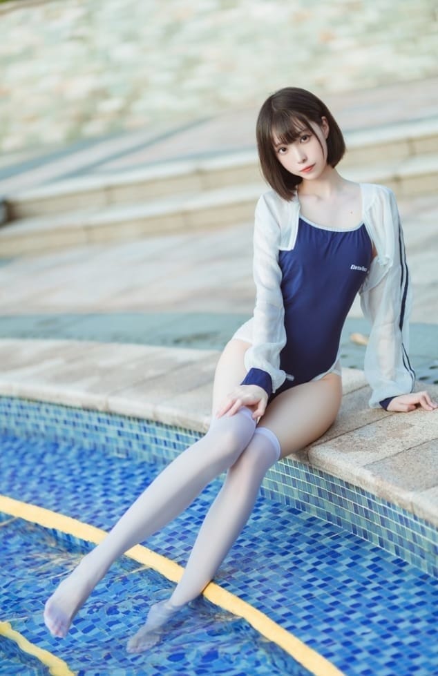 许岚LAN NO.30 泳池竟泳 [40P-365M]-2